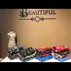 BUNDLE of 15 EUC LuLaRoe leggings OS